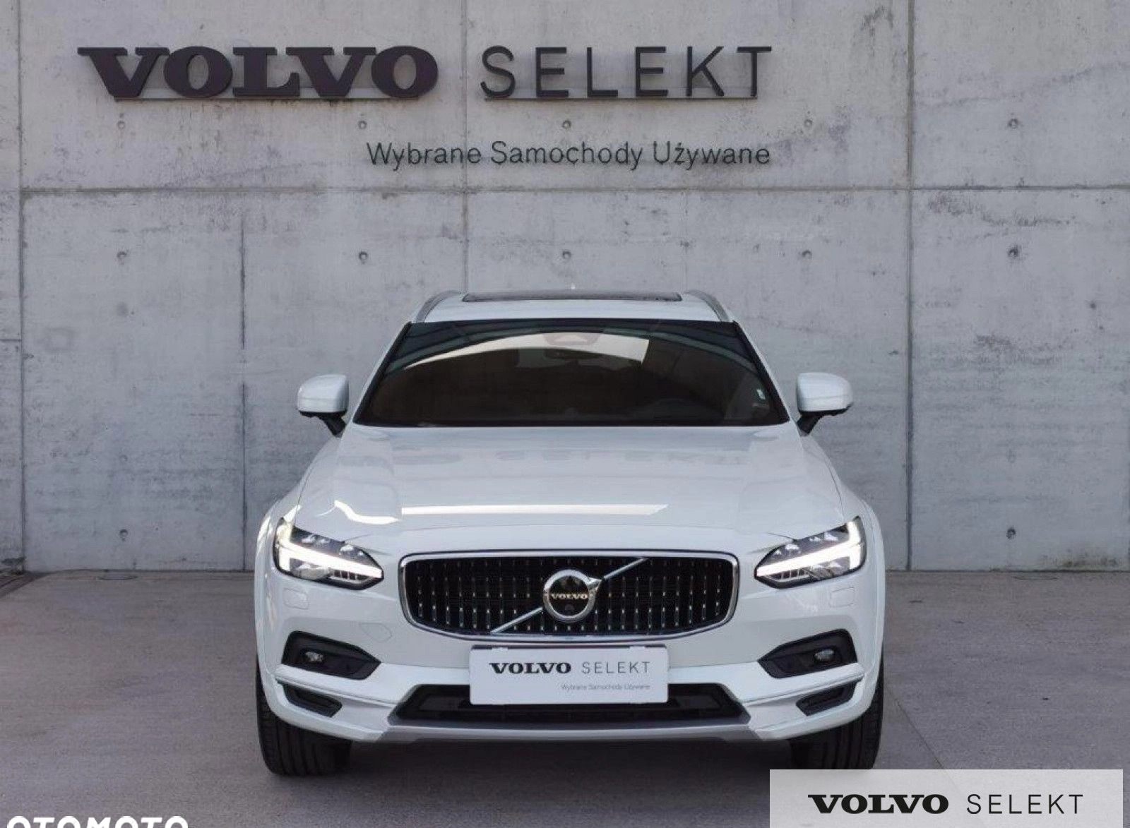 Volvo V90 Cross Country cena 299900 przebieg: 15969, rok produkcji 2023 z Warszawa małe 781